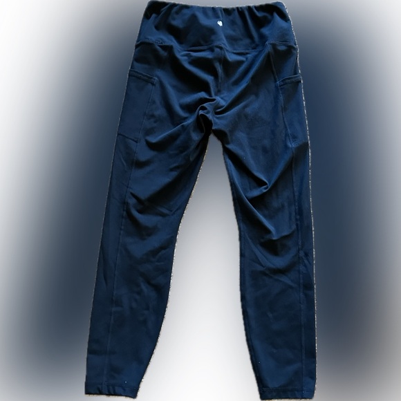 Yogalicious Leggings w/Pockets-Size Medium - Picture 2 of 3